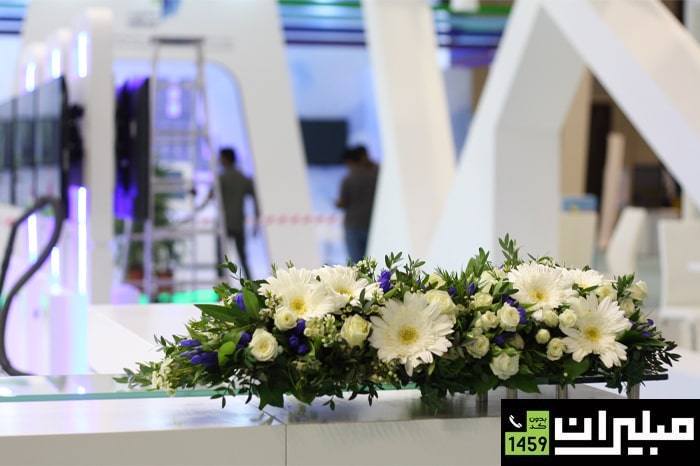 انتخاب گل‌های مناسب برای میز کنفرانس