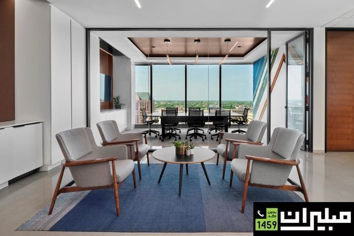 نقش میز اداری در چیدمان دفتر وکالت