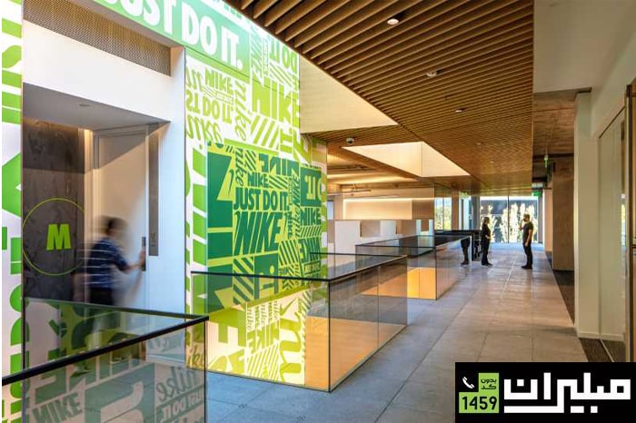 رنگ و نور در دکوراسیون اداری شرکت نایک
